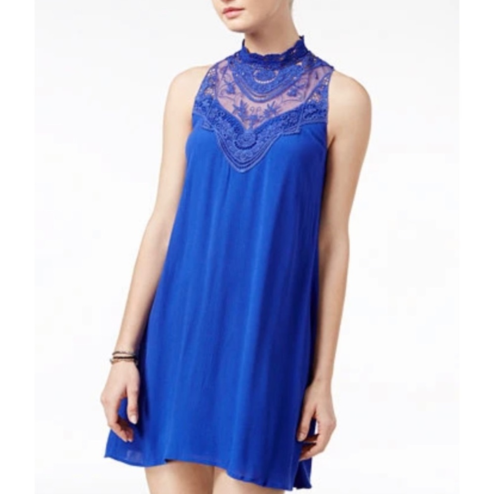 City Studio Juniors Royal Blue Embroidered Shift Dress. Size M